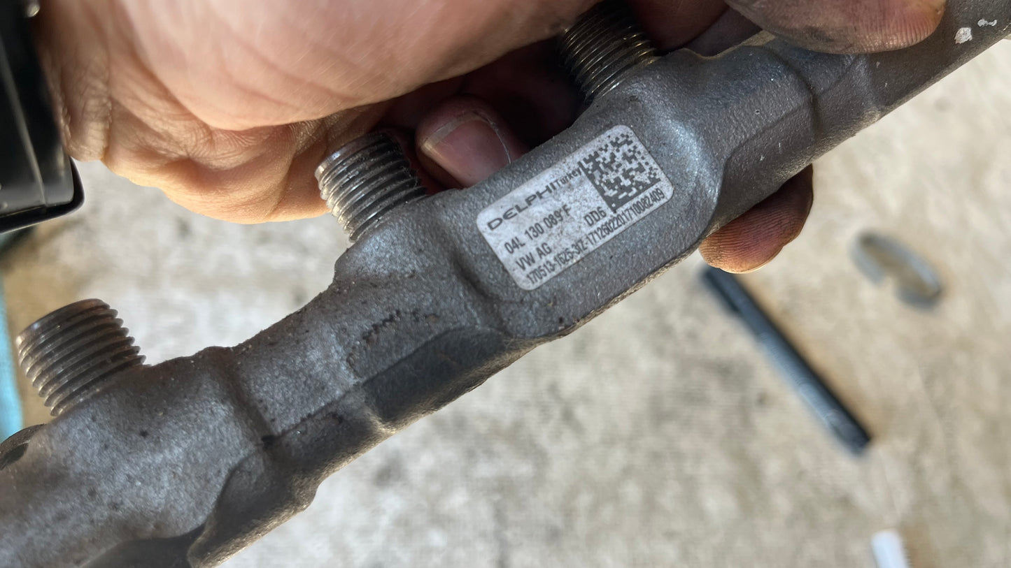 Volkswagen Skoda 1.6 TDi горивна рейка