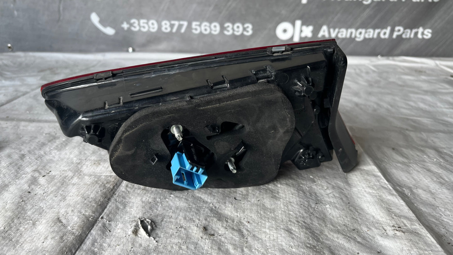 Десен стоп Volkswagen Tiguan 2