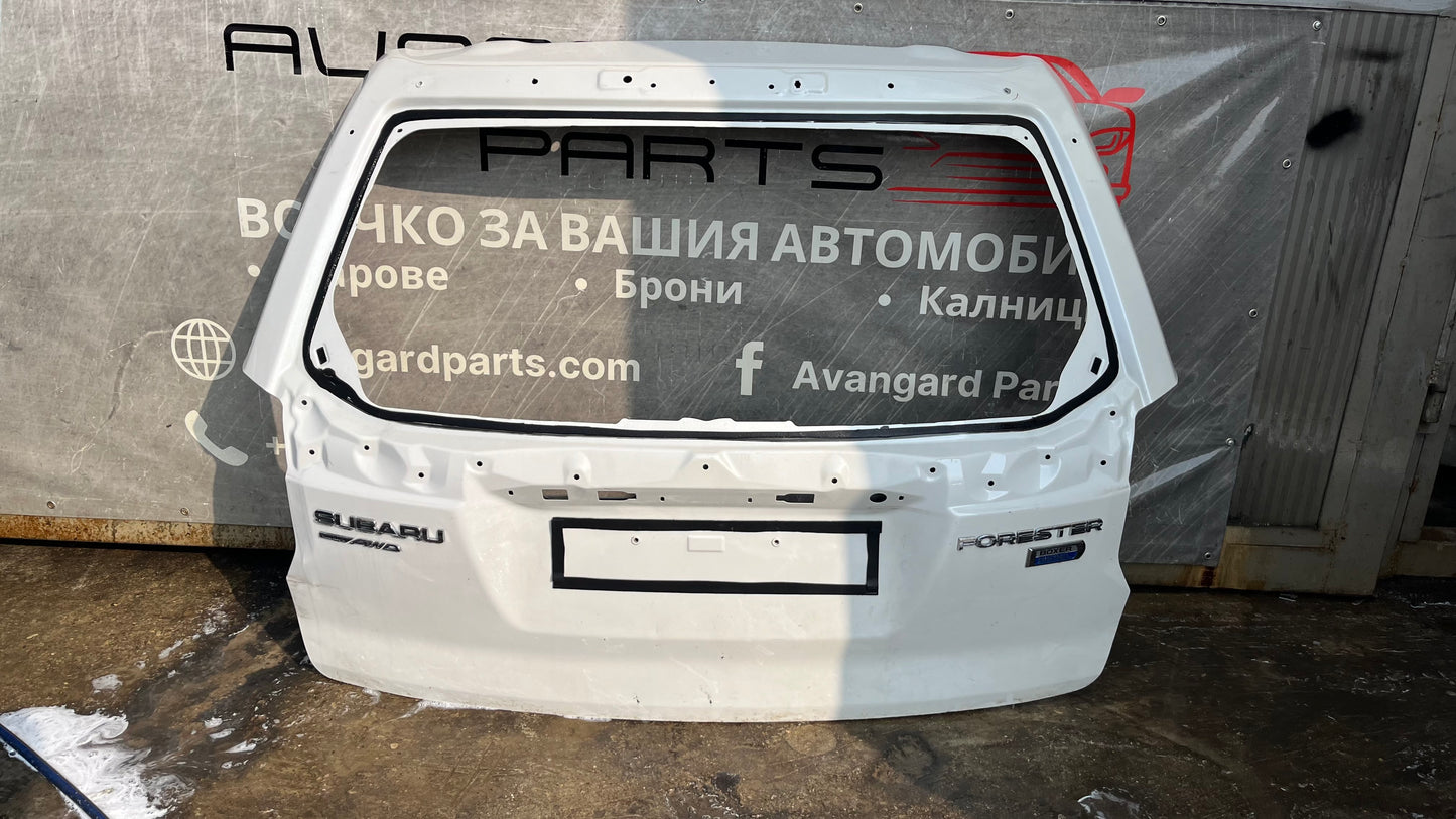Багажна врата Subaru Forester 4 (2014-2018)