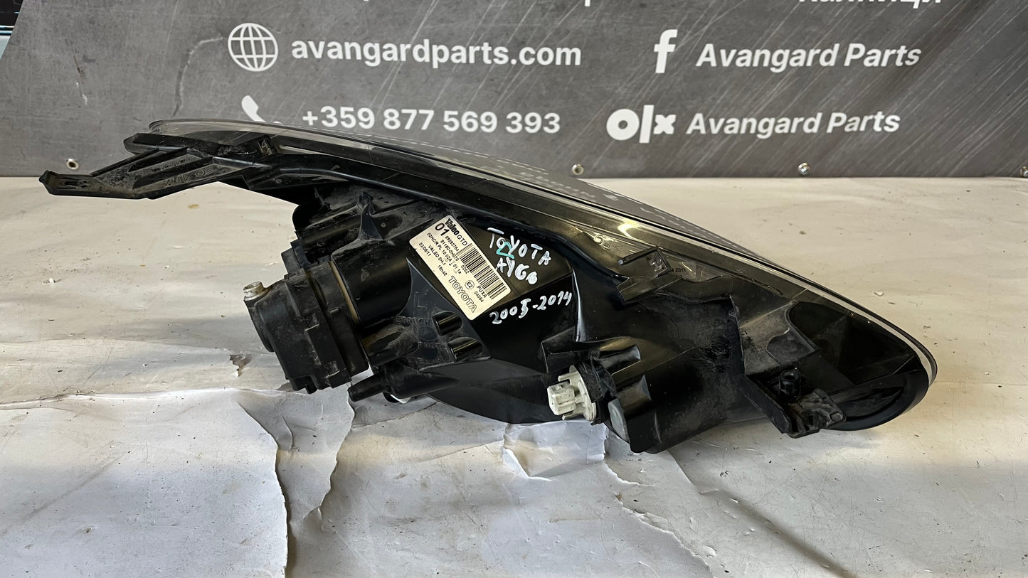Ляв фар Toyota Aygo 2005-2014
