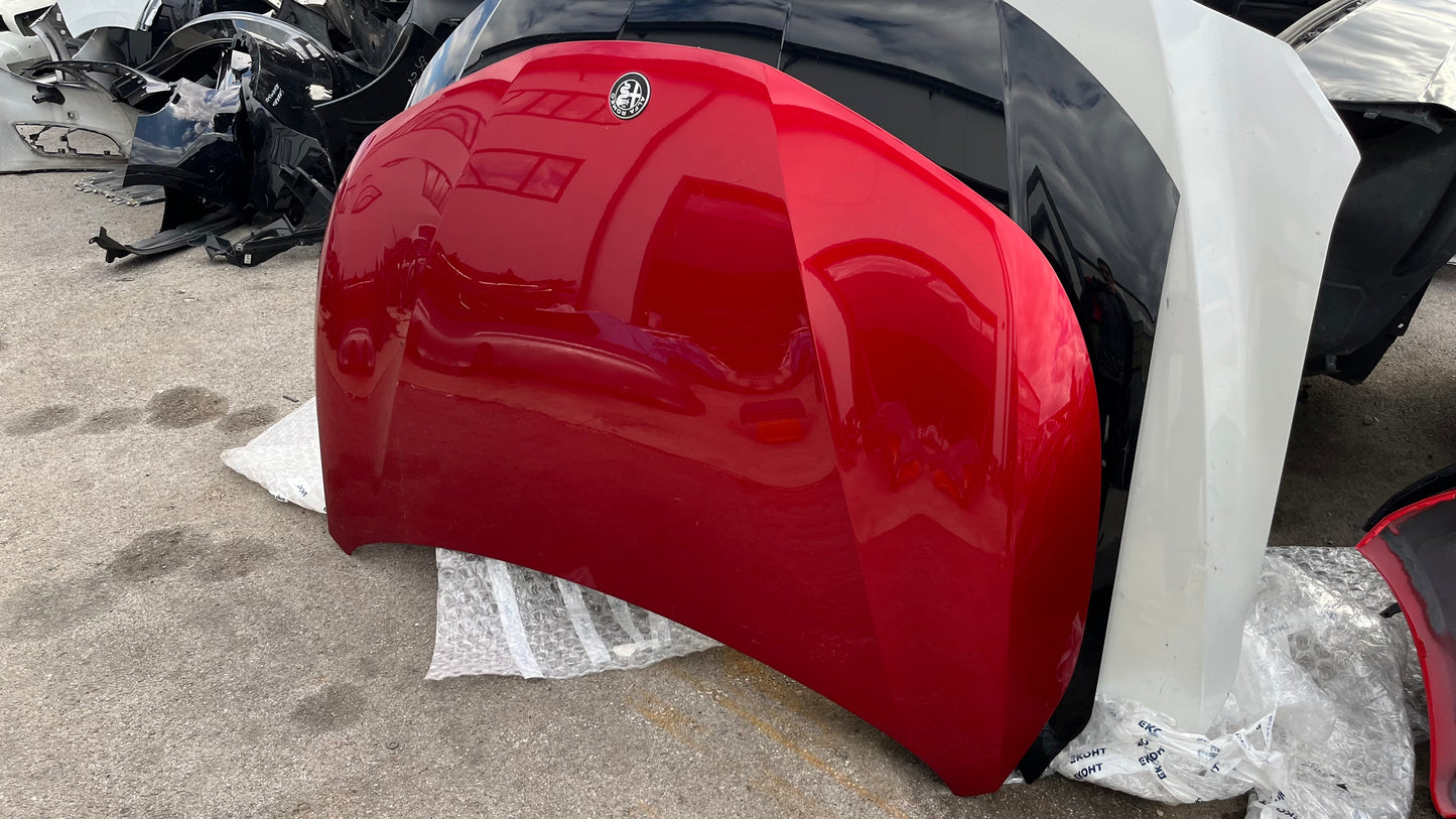 Alfa Romeo Junior преден капак