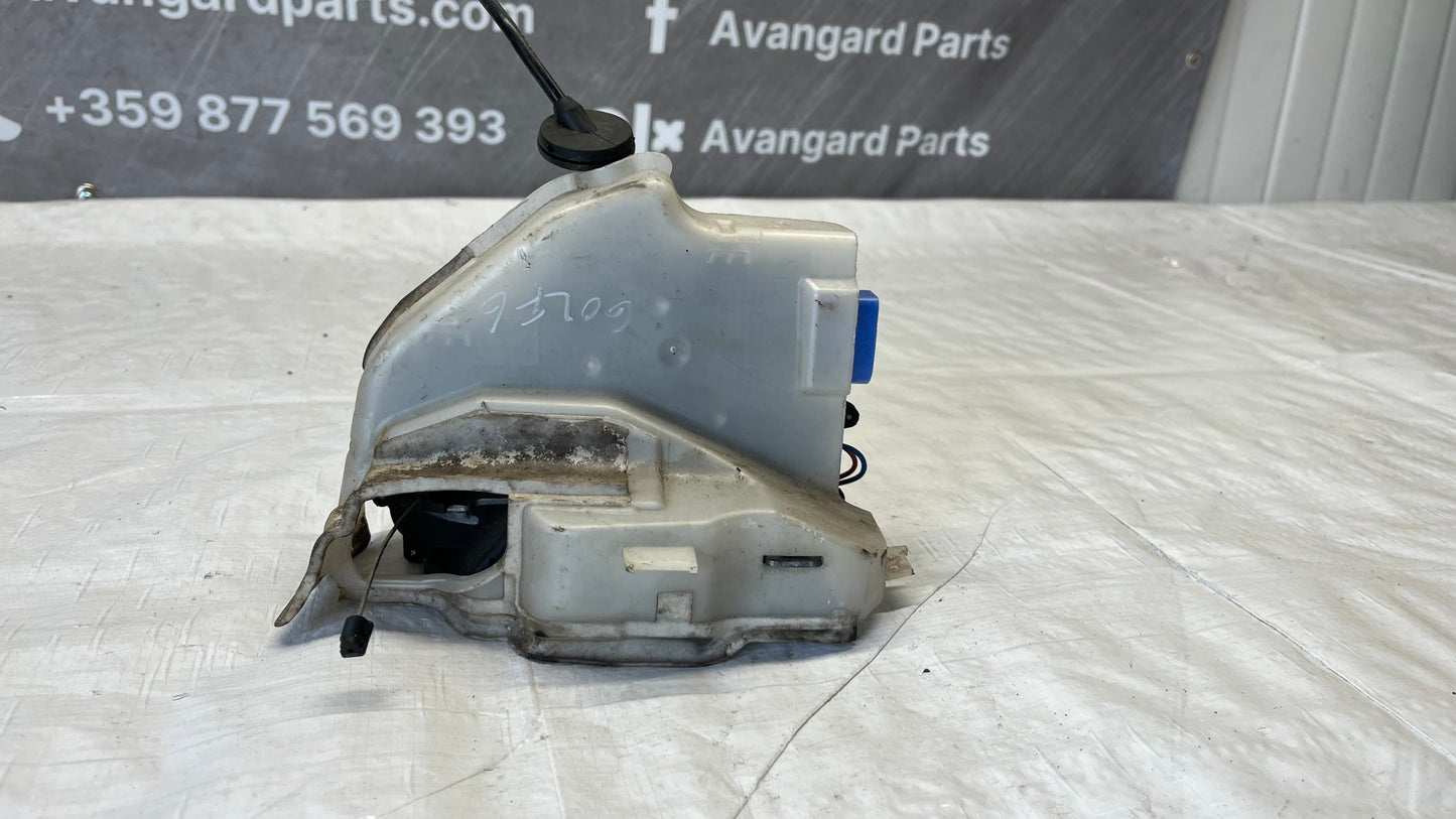 Volkswagen Golf 5 брава задна дясна