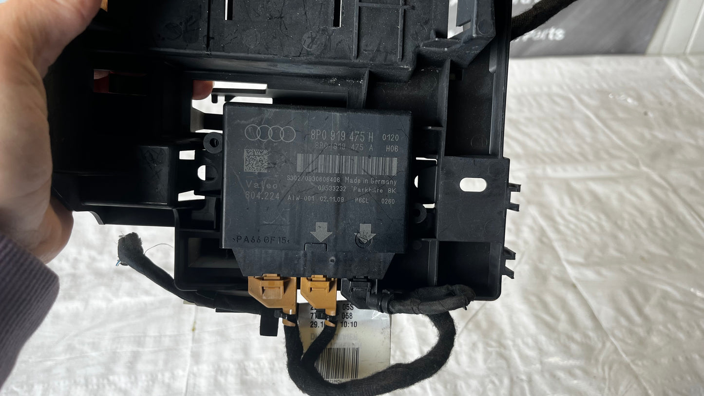 Audi A3 8P паркинг модул