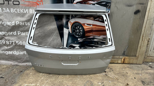 Skoda Fabia 3 багажна врата