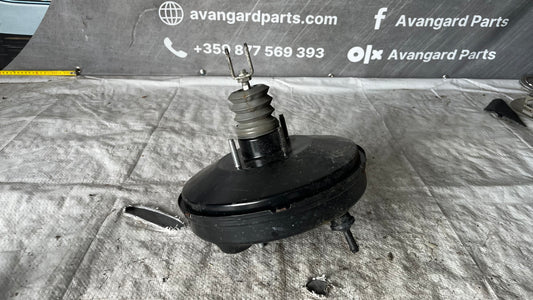 Toyota Yaris 3 серво