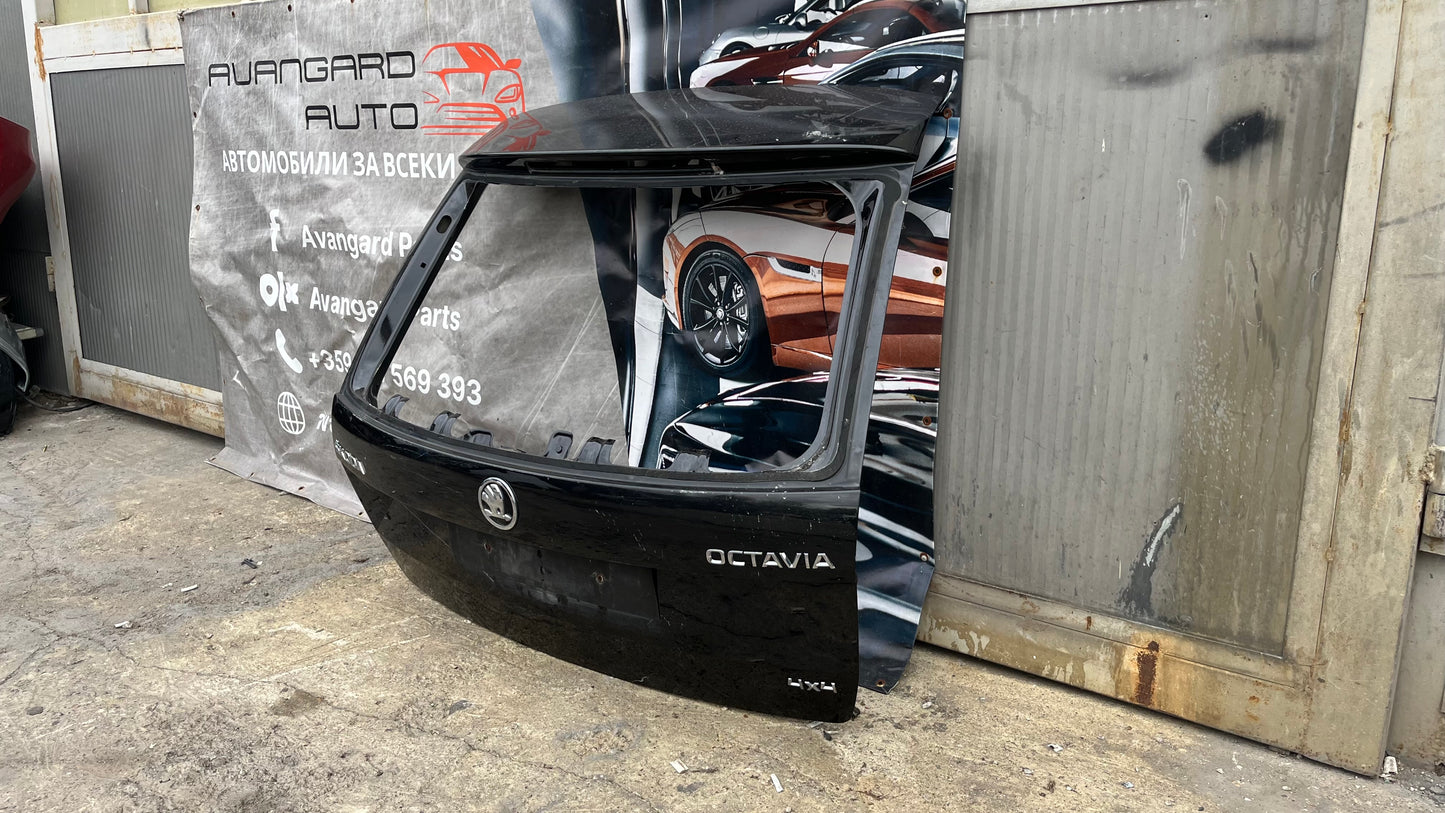 Skoda Octavia 3 багажна врата