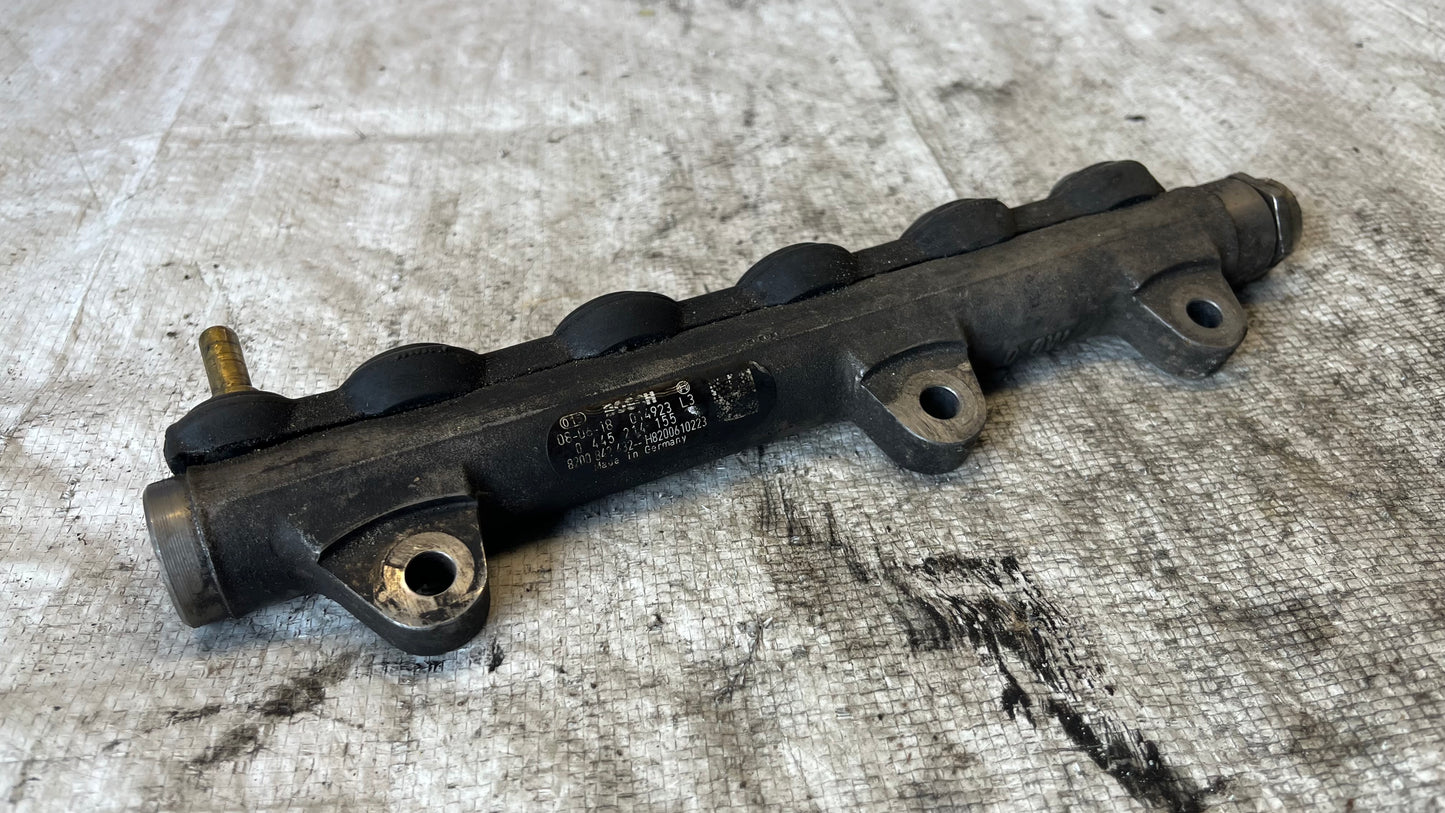 Nissan Qashqai 2.0dci горивна рейка