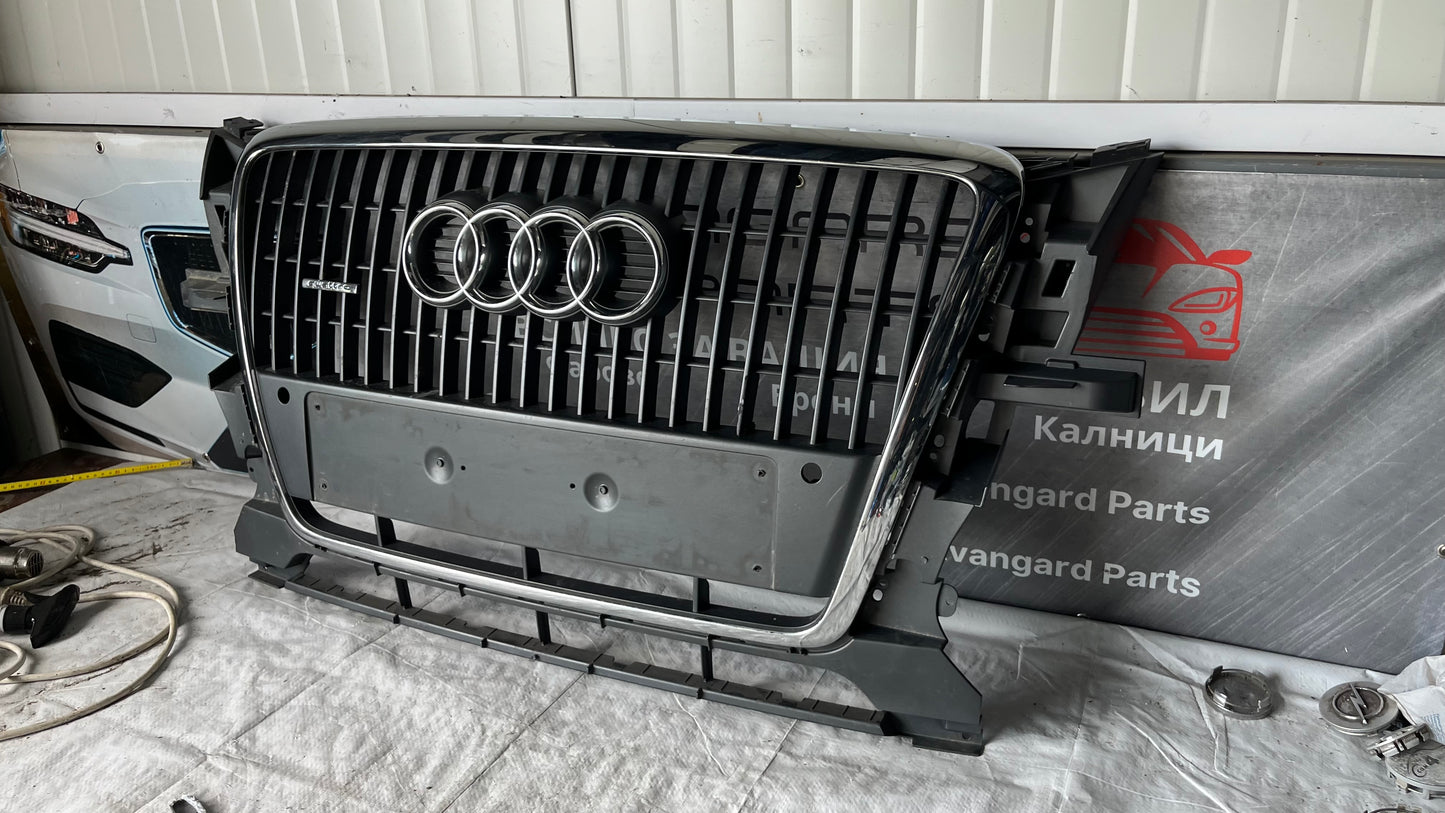 Предна решетка Audi Q5 8R S-Line