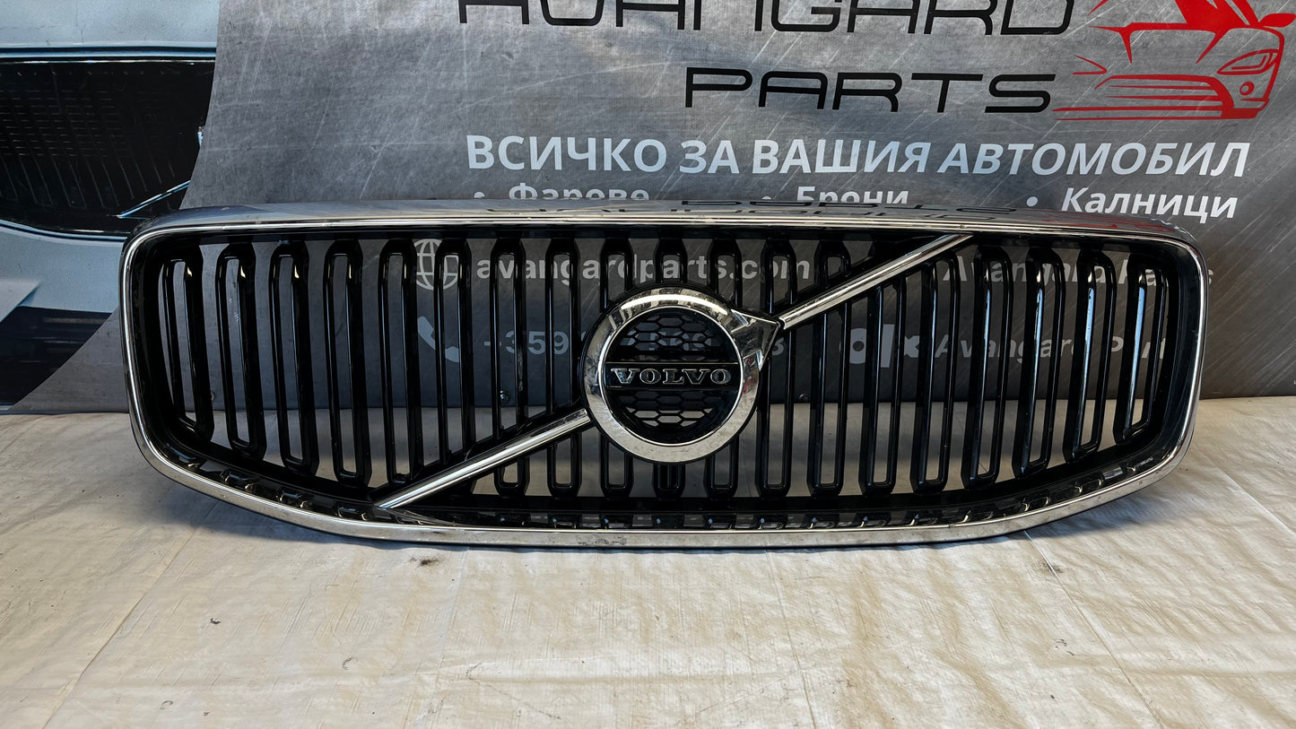 Volvo XC60 2 17- решетка
