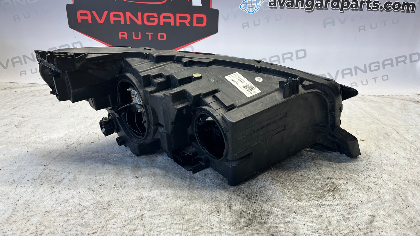 Opel Corsa F ляв фар