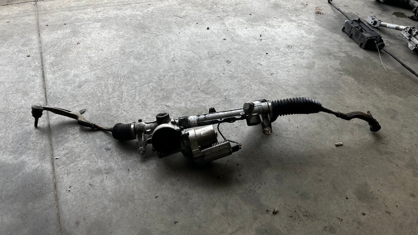 Mercedes B W246 кормилна рейка