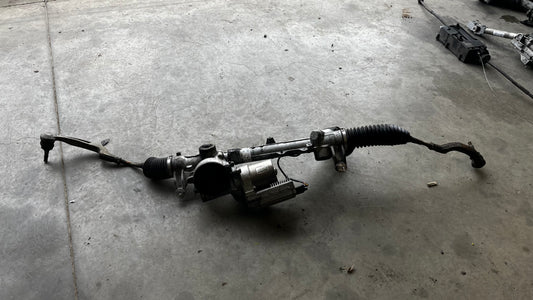 Mercedes B W246 кормилна рейка