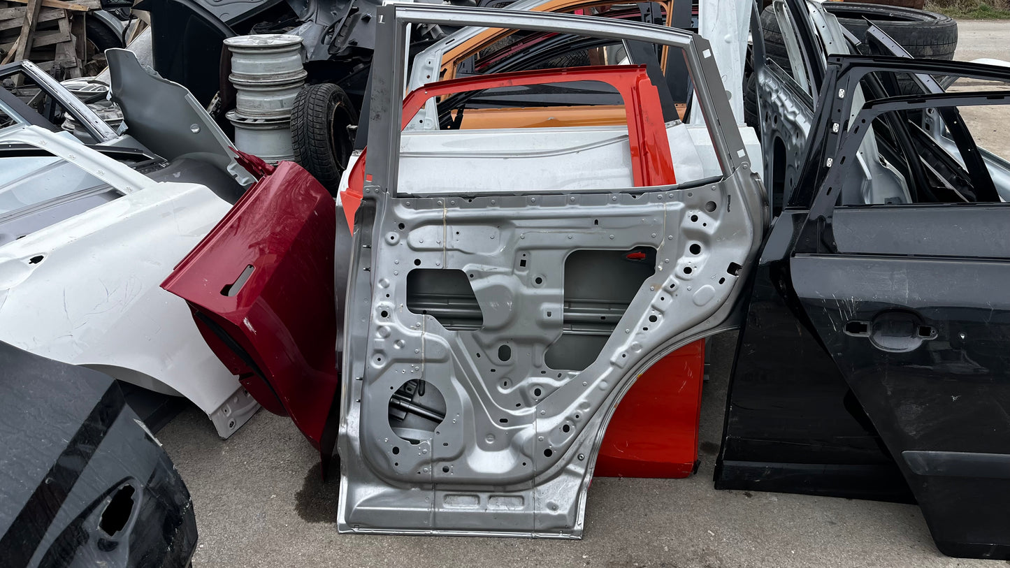 Nissan Qashqai 3 J12 задна дясна врата