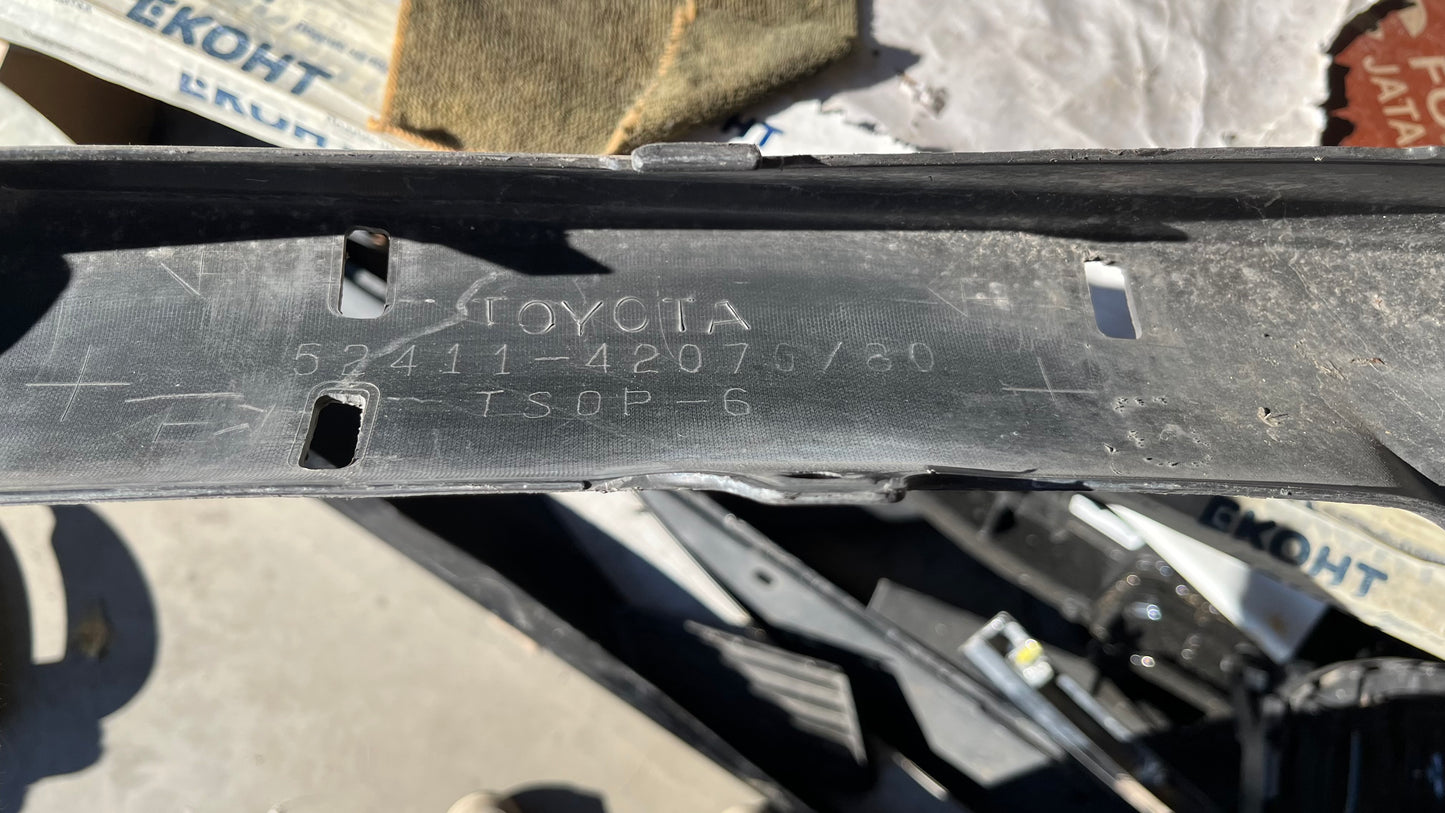 Лип Toyota RAV4 (2015-2018)