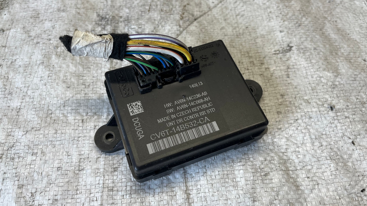 Ford Kuga 2 модул врата