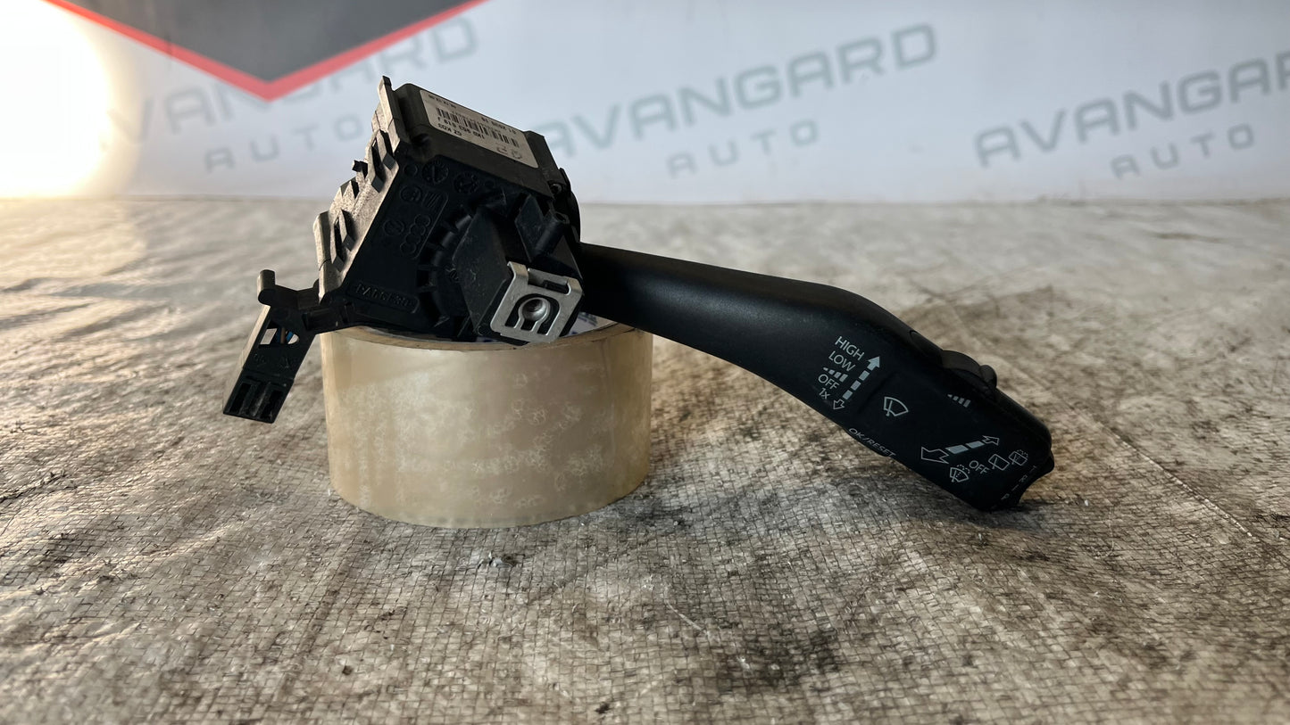 Volkswagen Golf 4 лостче чистачки