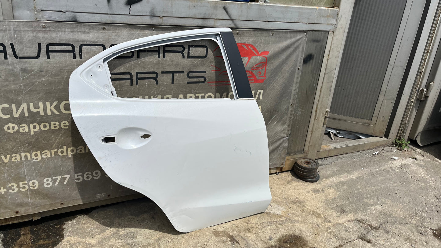 Задна дясна врата Mazda 3 2014-2018