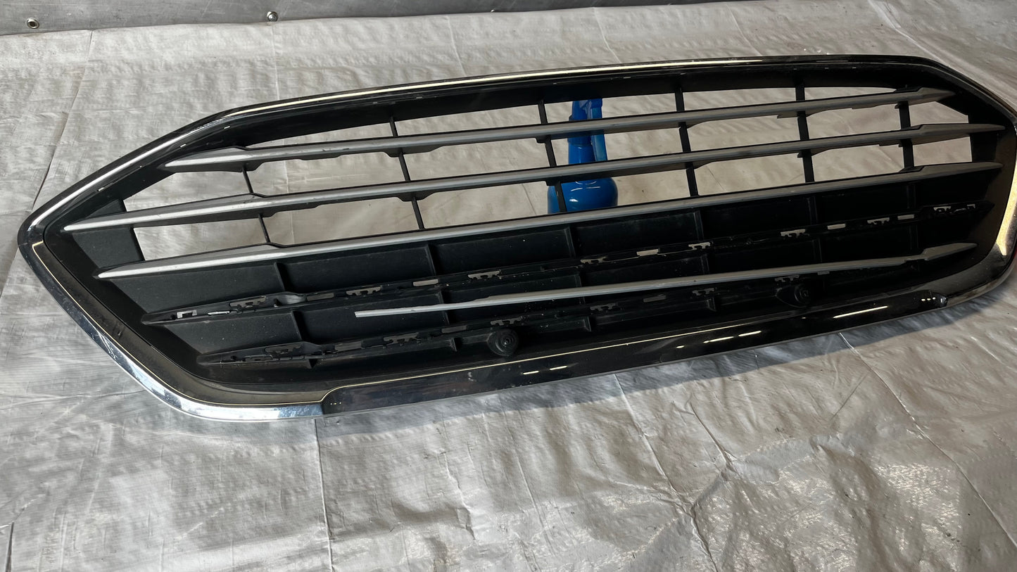 Ford Focus MK4 предна решетка