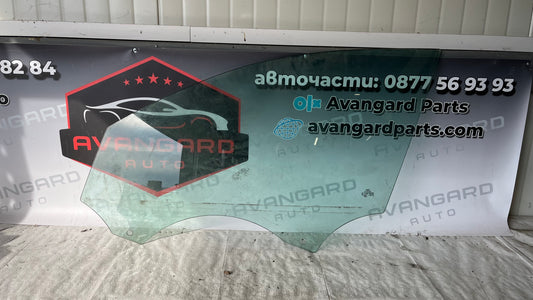 Audi A4 B8 предно ляво стъкло