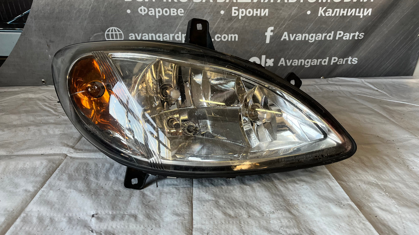 Десен фар Mercedes V W639 (2003-2014)