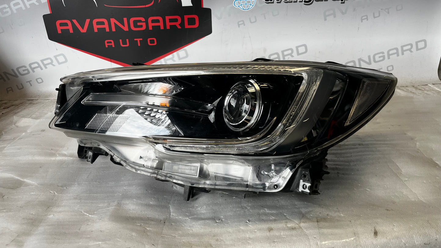 Subaru Outback ляв фар
