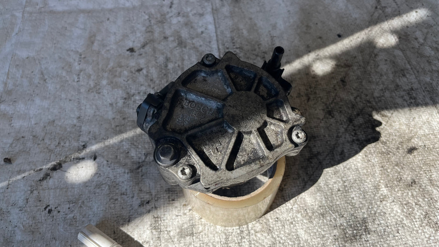 Peugeot 308 1.6 HDi GT вакуум помпа