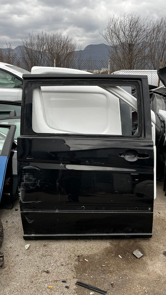 Mercedes Vito 03- задна лява врата