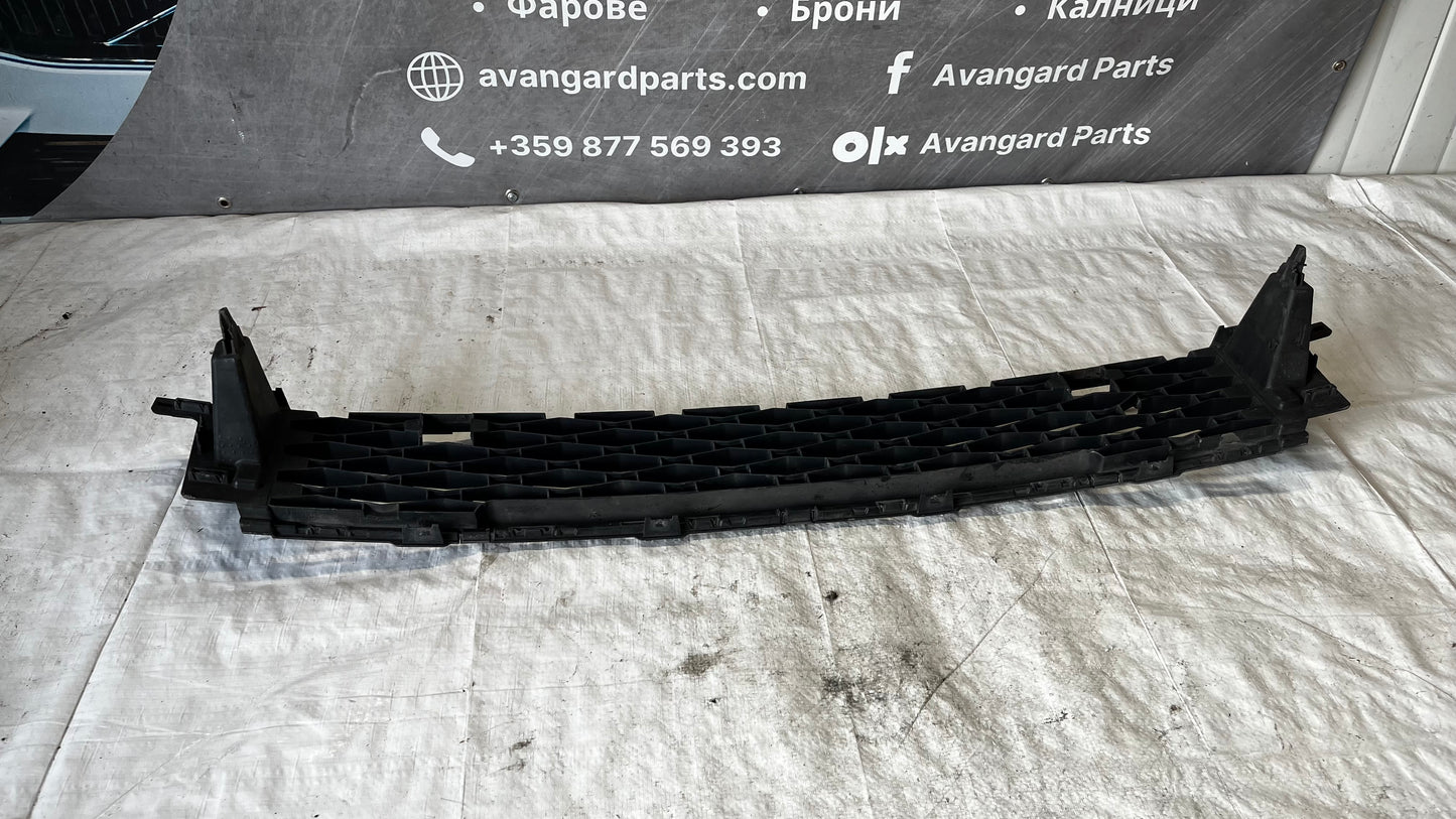 Skoda Karoq предна решетка