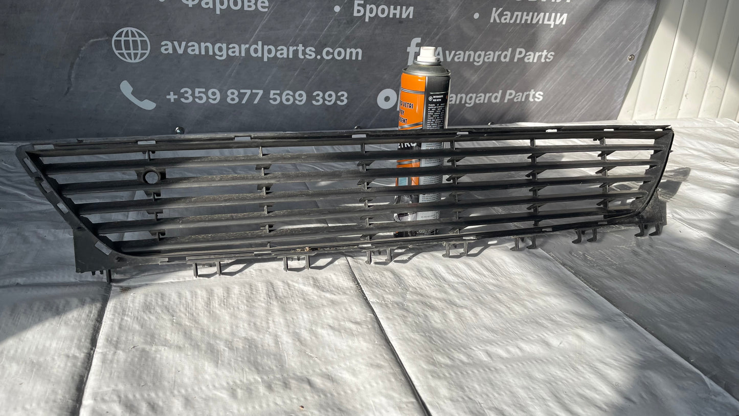 Предна решетка Opel Corsa C Facelift 2000-2006