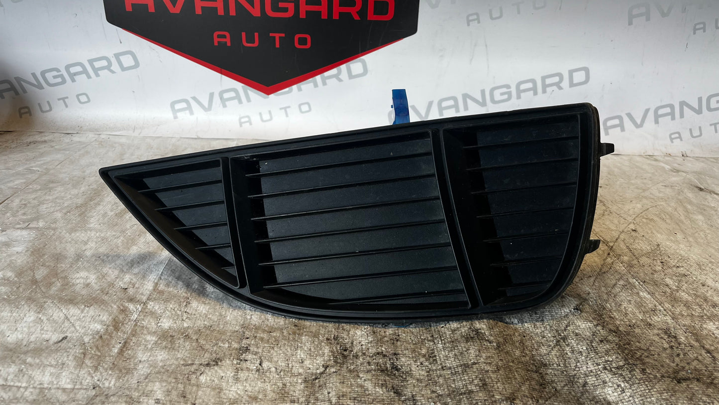 Seat Alhambra 11- решетка предна лява