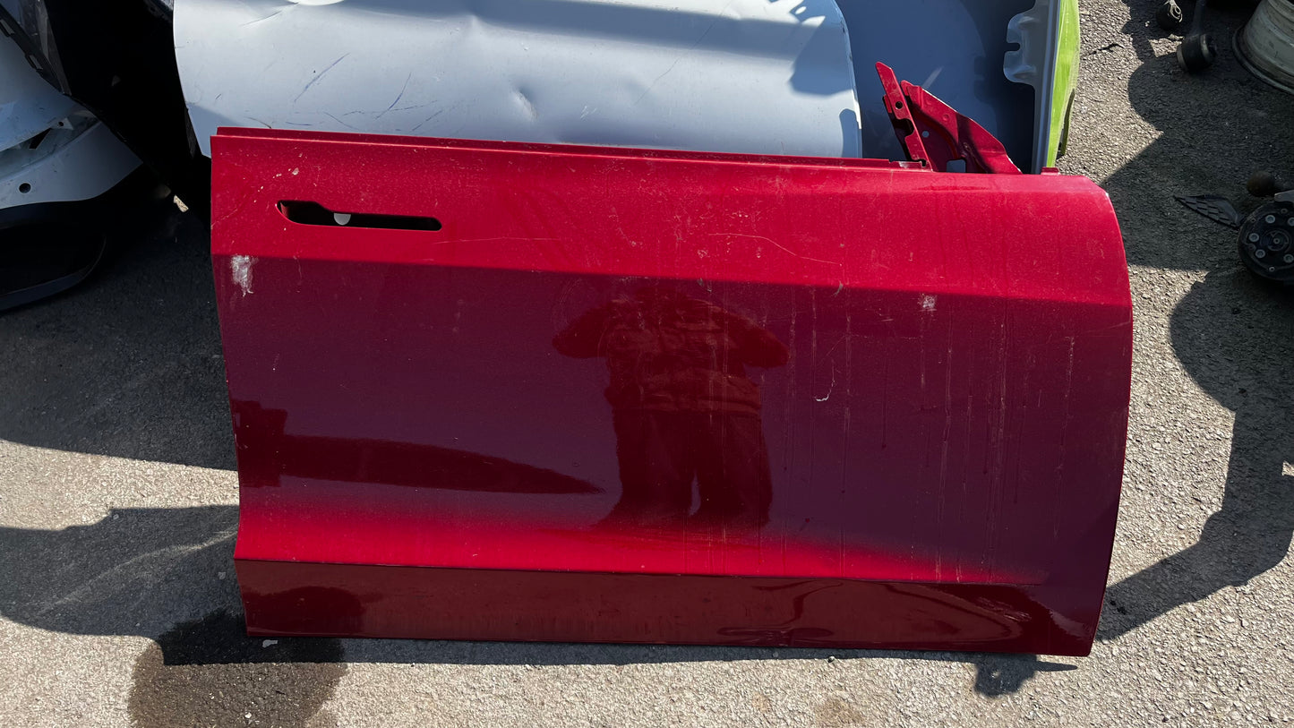 Tesla Y 21- предна дясна врата