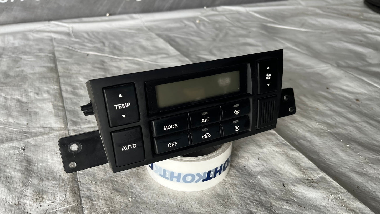 Панел за климатик Hyundai Tucson 2004-2009