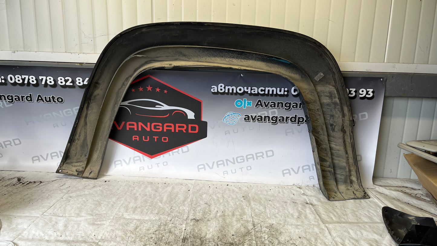Volkswagen Amarok 10- задна вежда