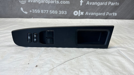 Toyota Yaris 3 панел лява врата