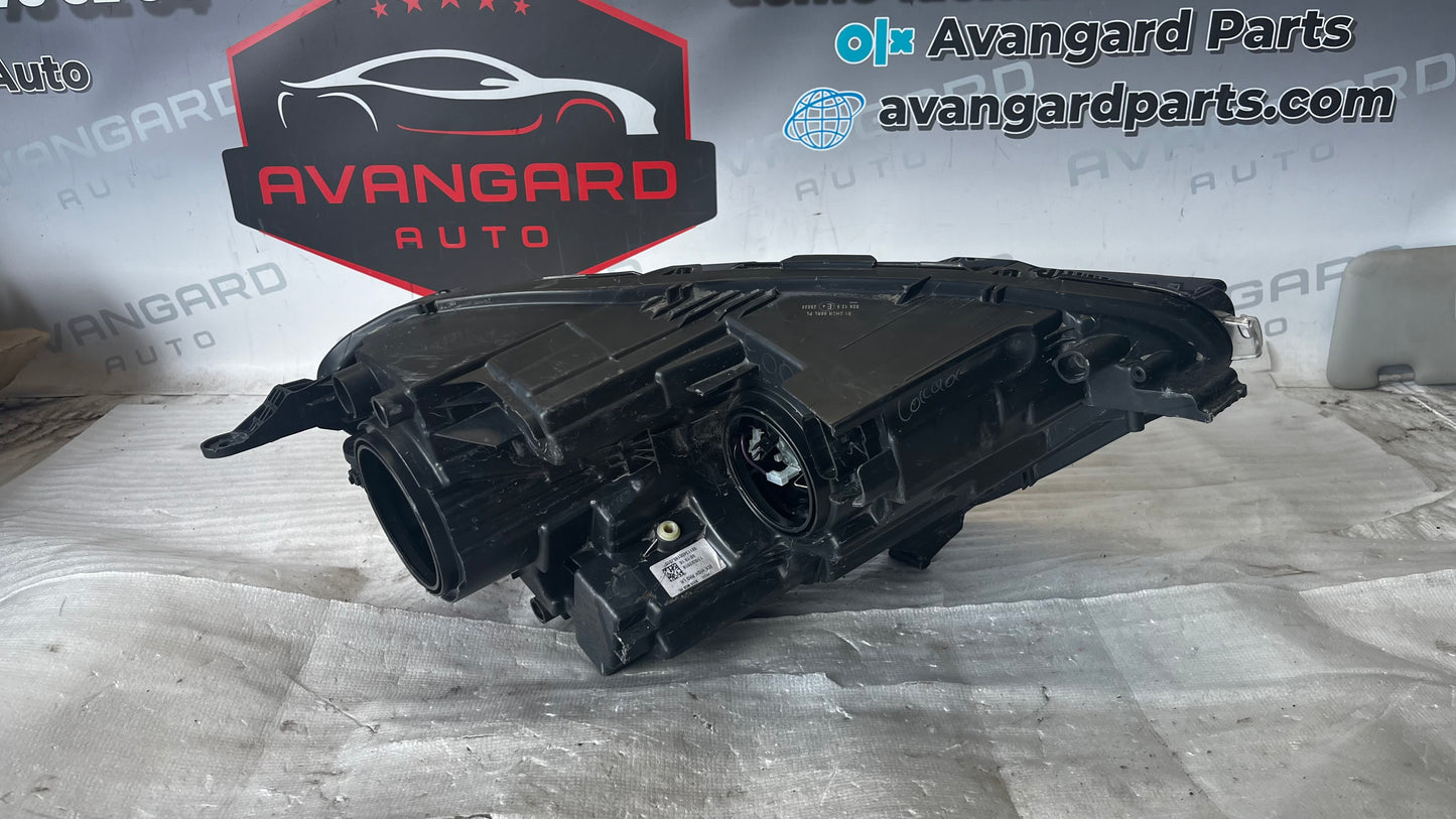 Ford Ecosport 2 десен фар