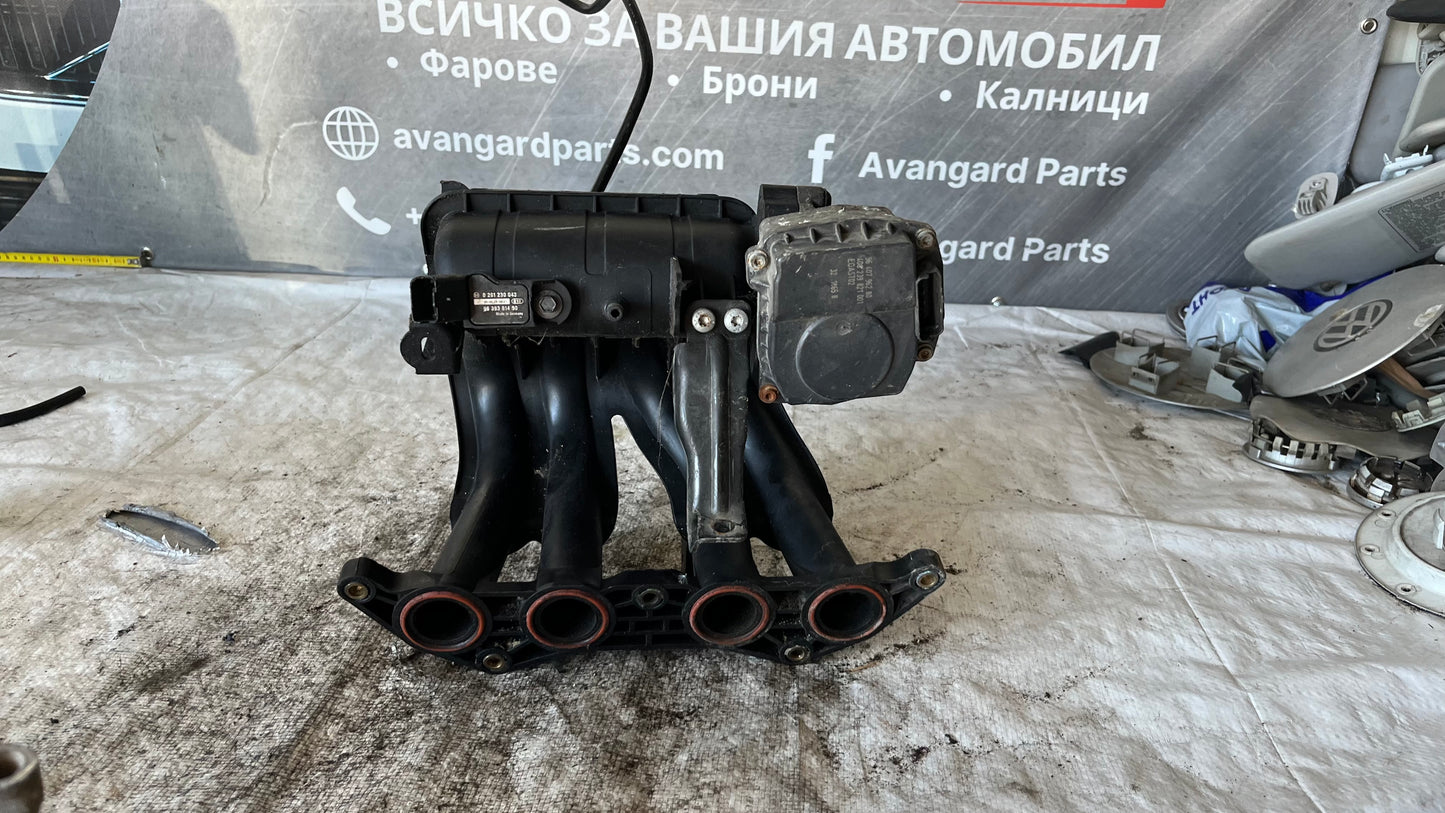 Peugeot 207 1.4 колектор