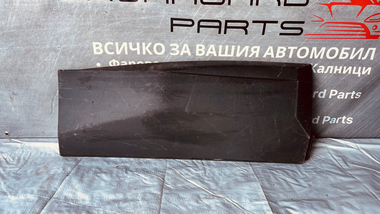 Декоративна лайстна на задна лява врата Peugeot 3008 (2017-2024)