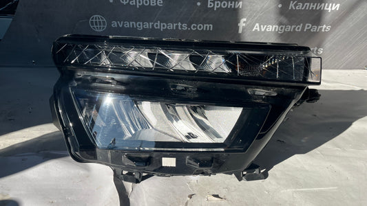 Десен фар Skoda Kamiq 2019-