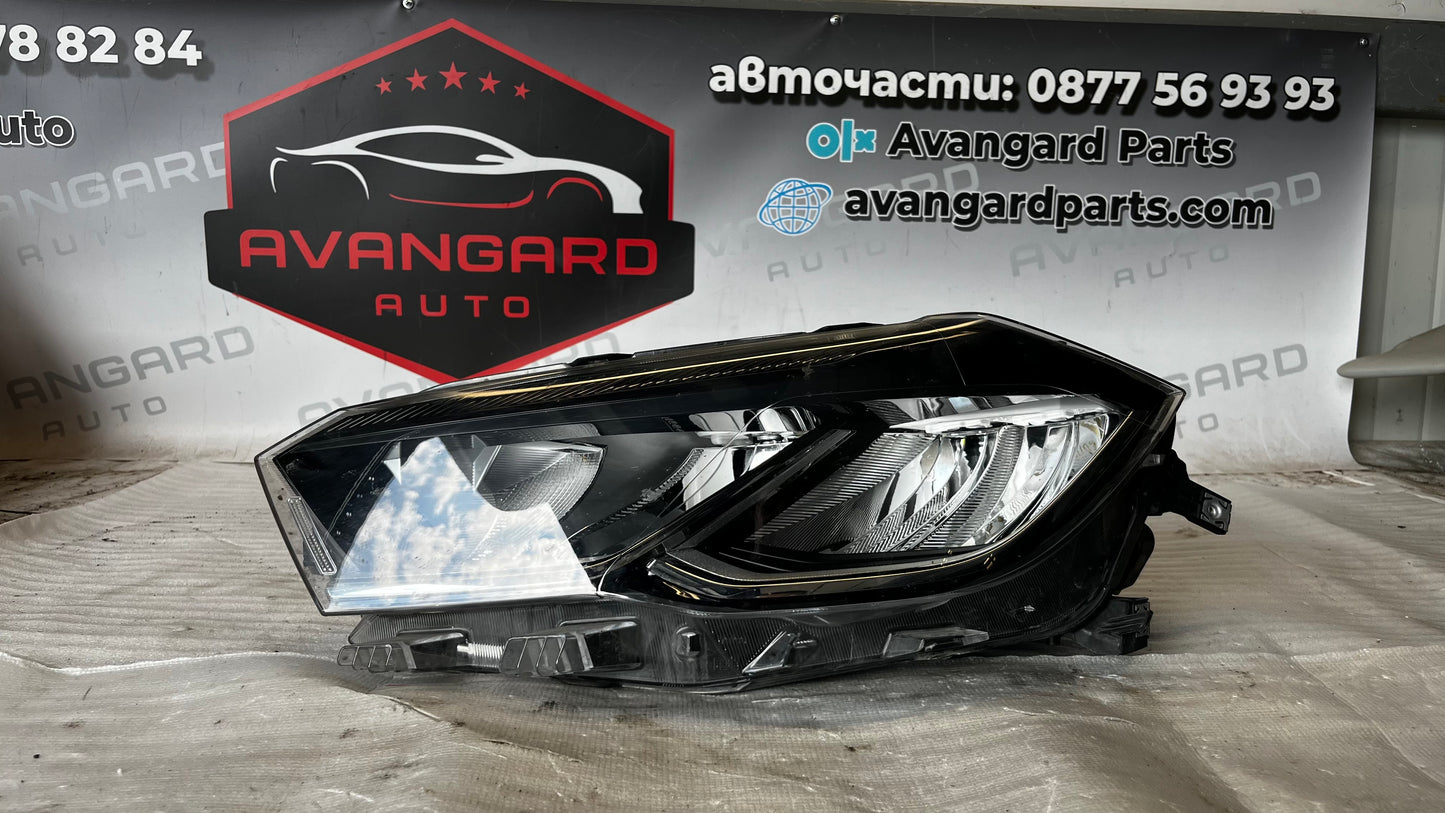 Volkswagen Polo 2G ляв фар