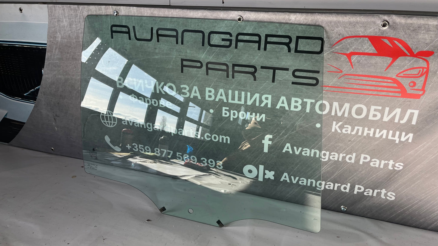 Задно дясно стъкло Skoda Octavia 3 (2012-2019)