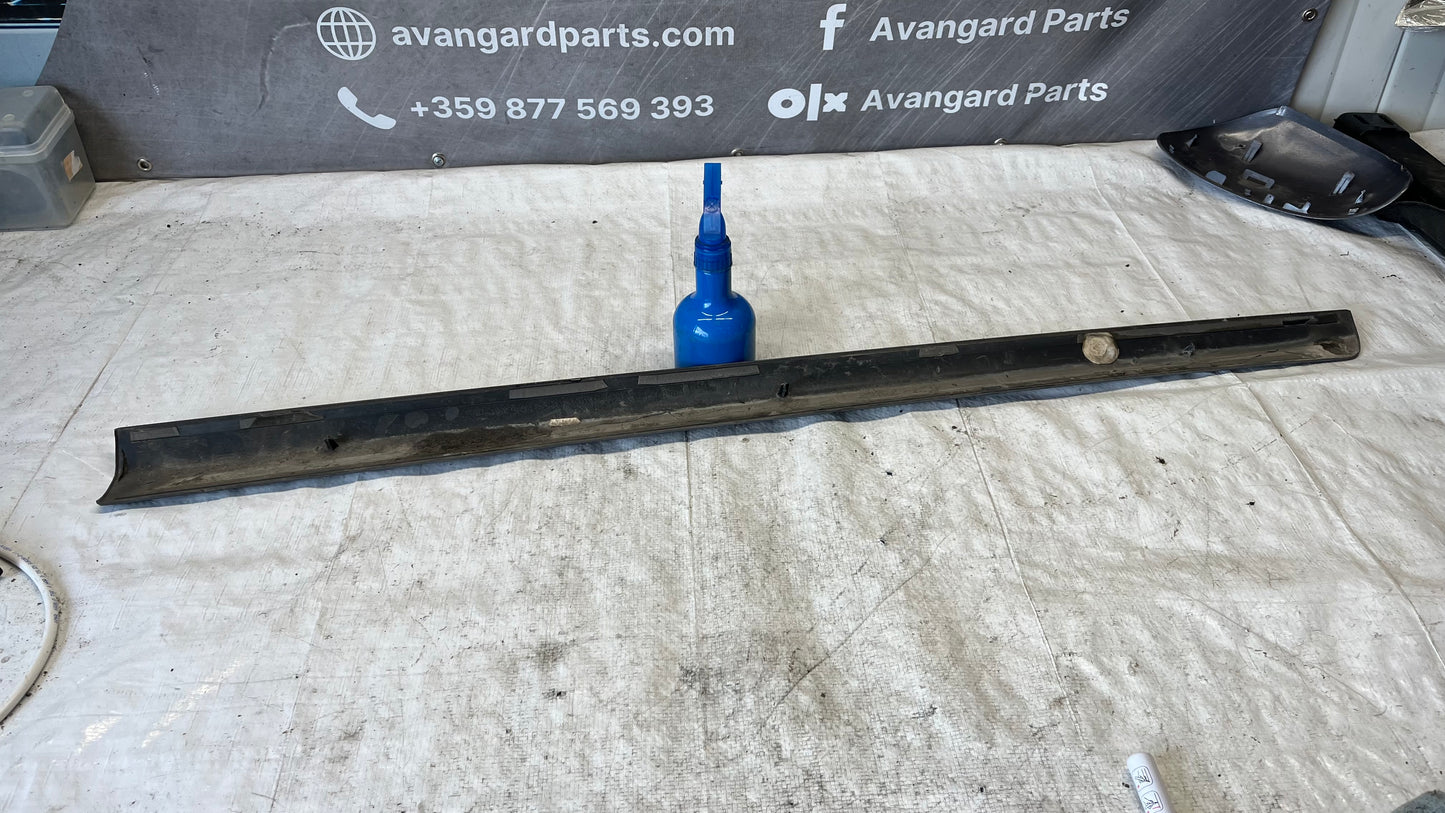 Ford Kuga 1 декоративна лайстна предна лява