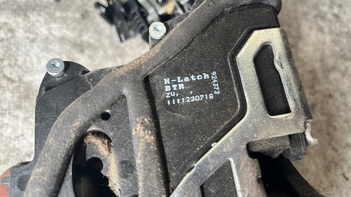 BMW X1 E84 брава предна дясна