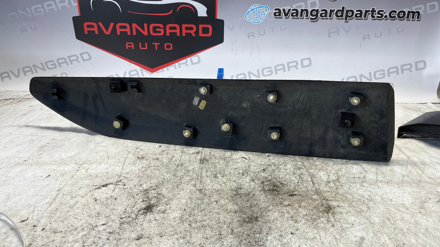 Peugeot Partner 4 декоративна лайстна предна лява