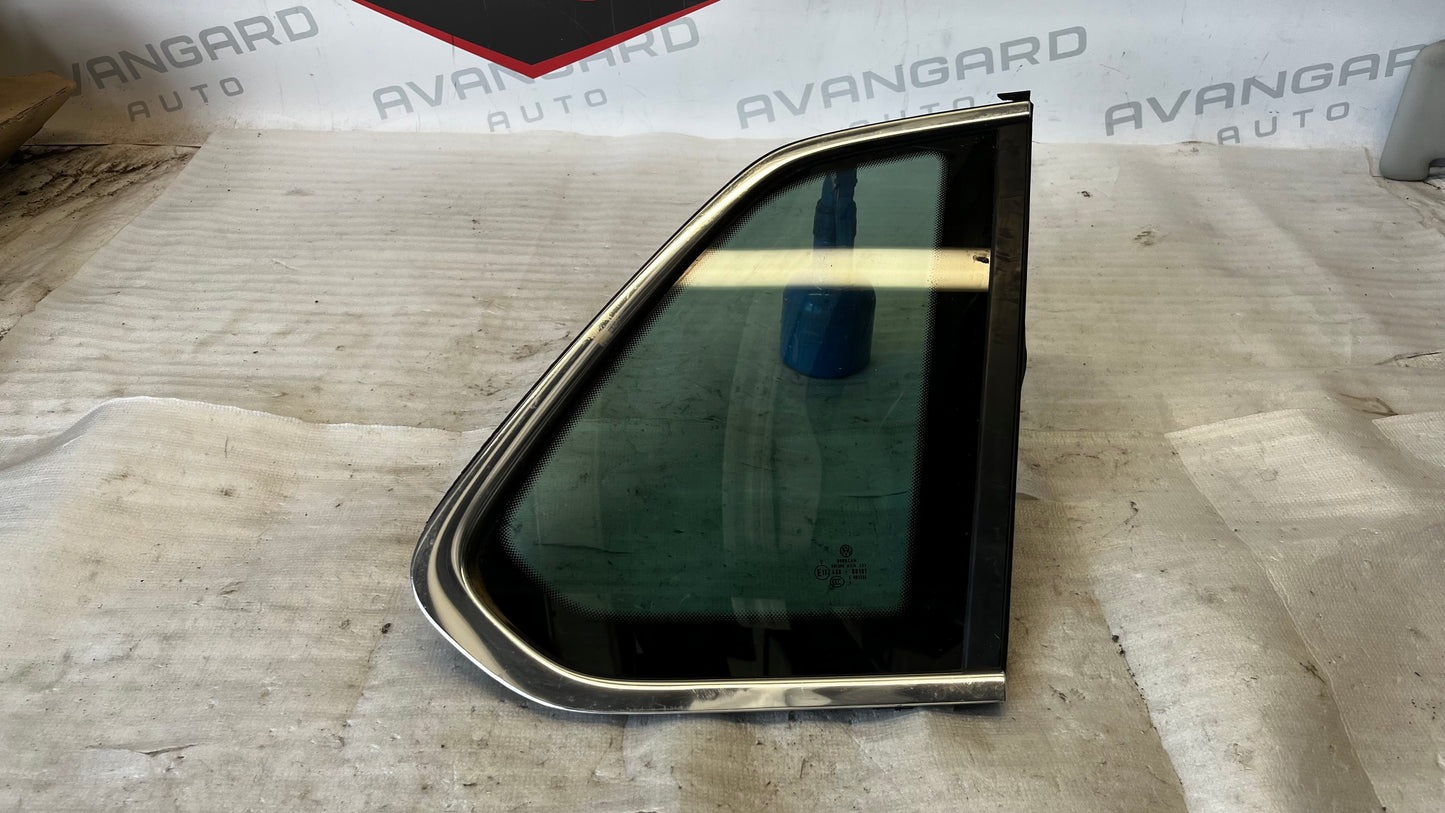 Volkswagen Tiguan 2 задно дясно стъкло