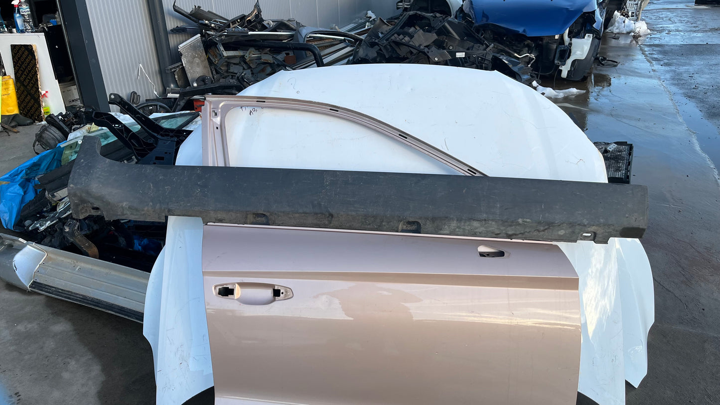 Ford Kuga 1 праг десен