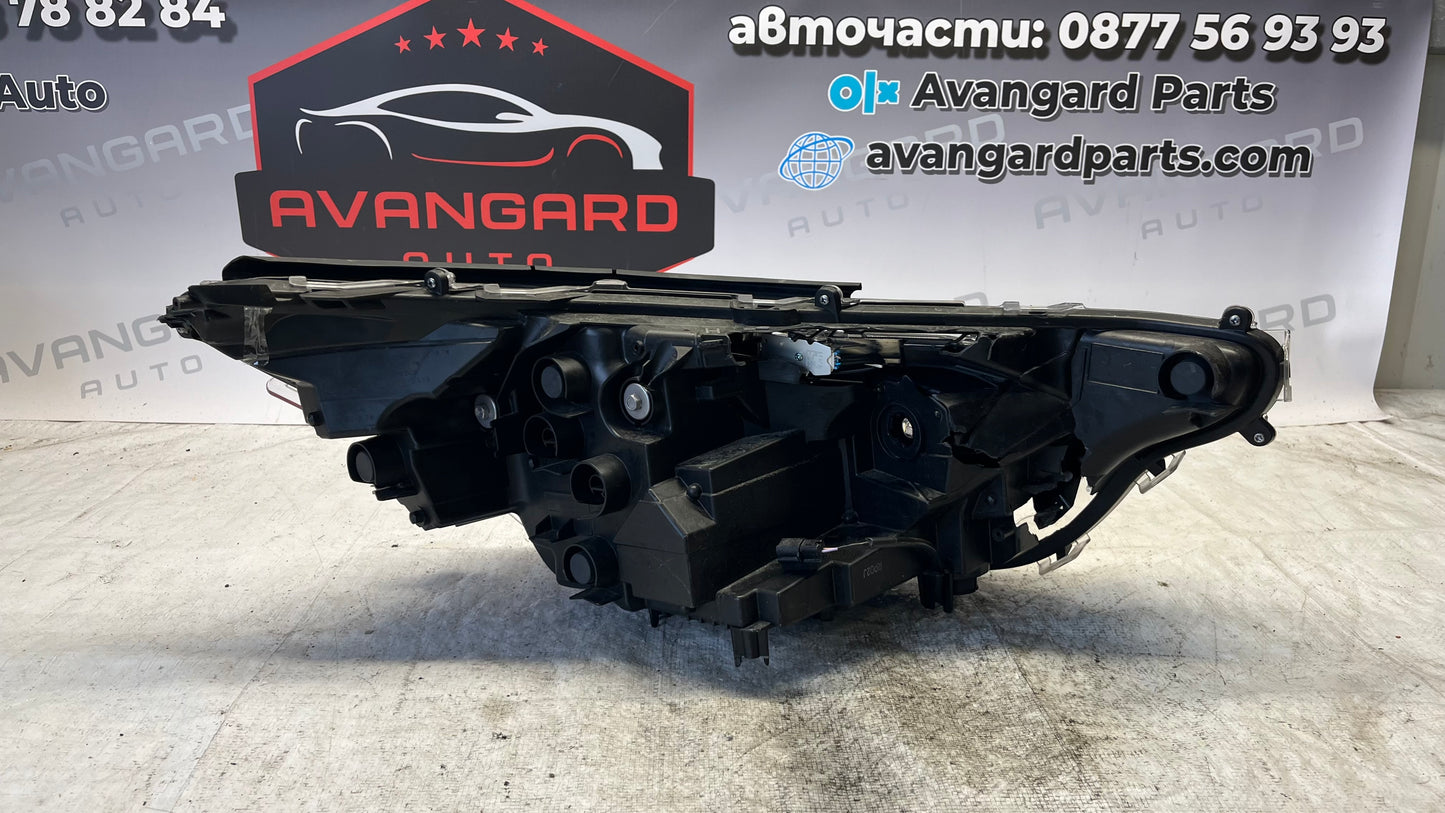 Toyota RAV4 5 22- десен фар