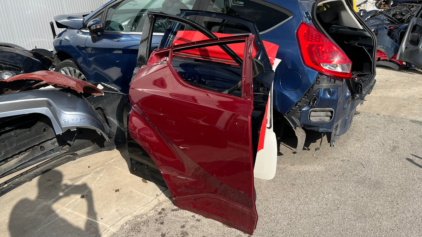 Toyota CHR задна дясна врата