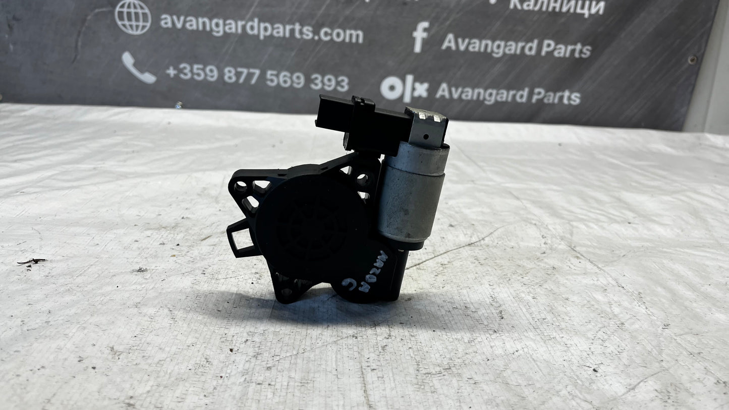 Mazda CX7 преден ляв стъклоповдигач