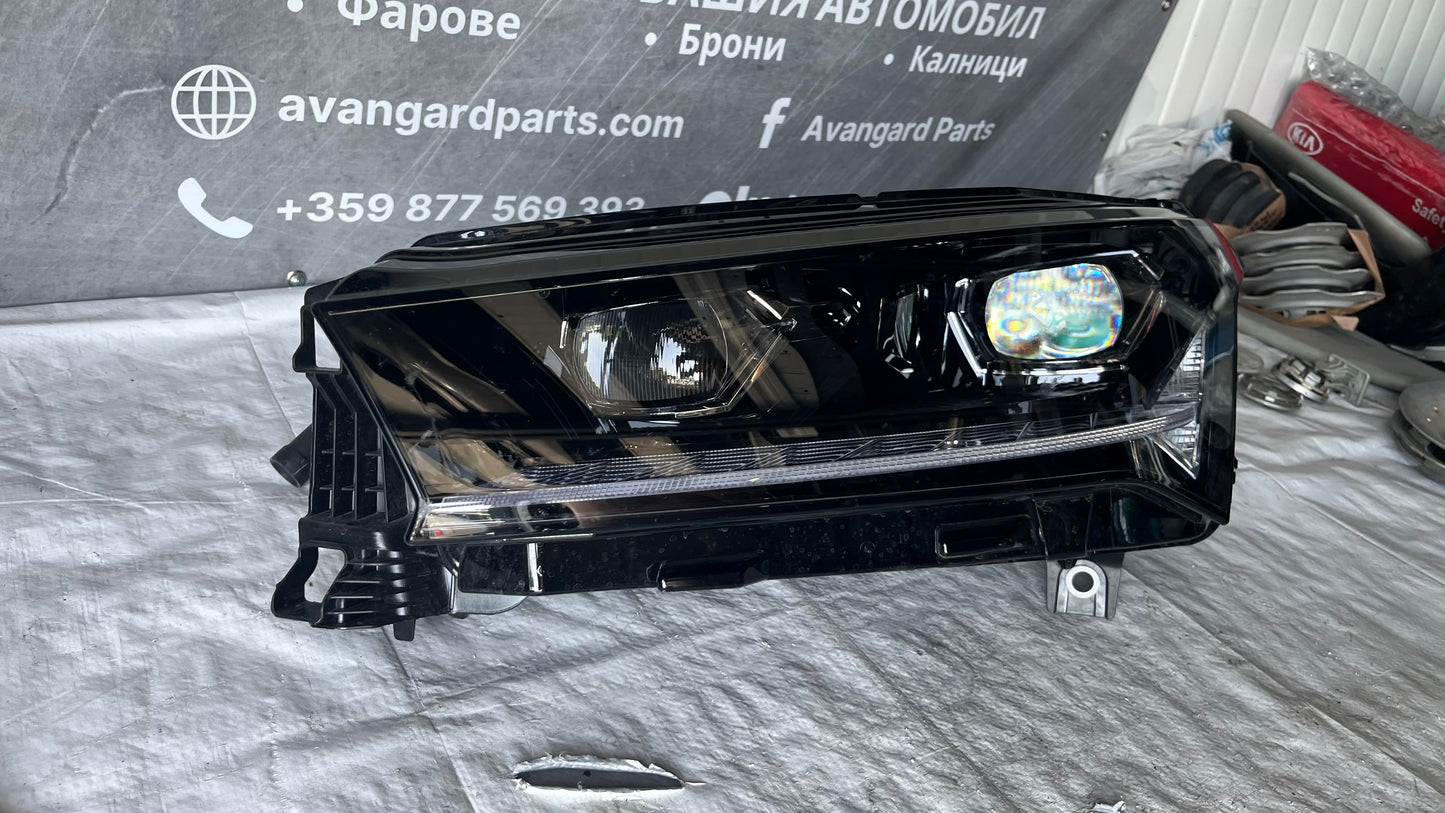 Ляв фар Skoda Enyaq 4