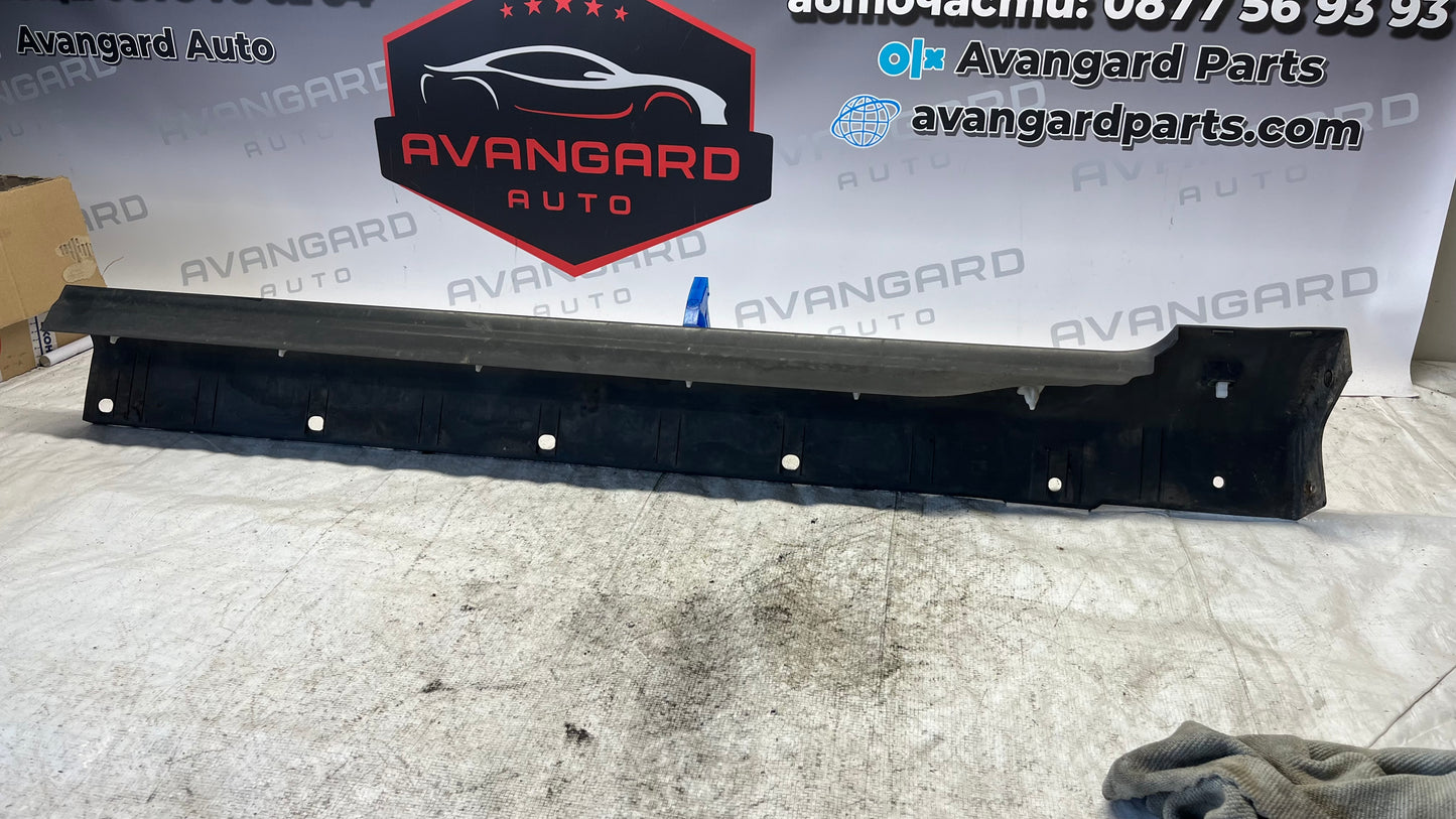 Chevrolet Captiva 06- преден десен праг